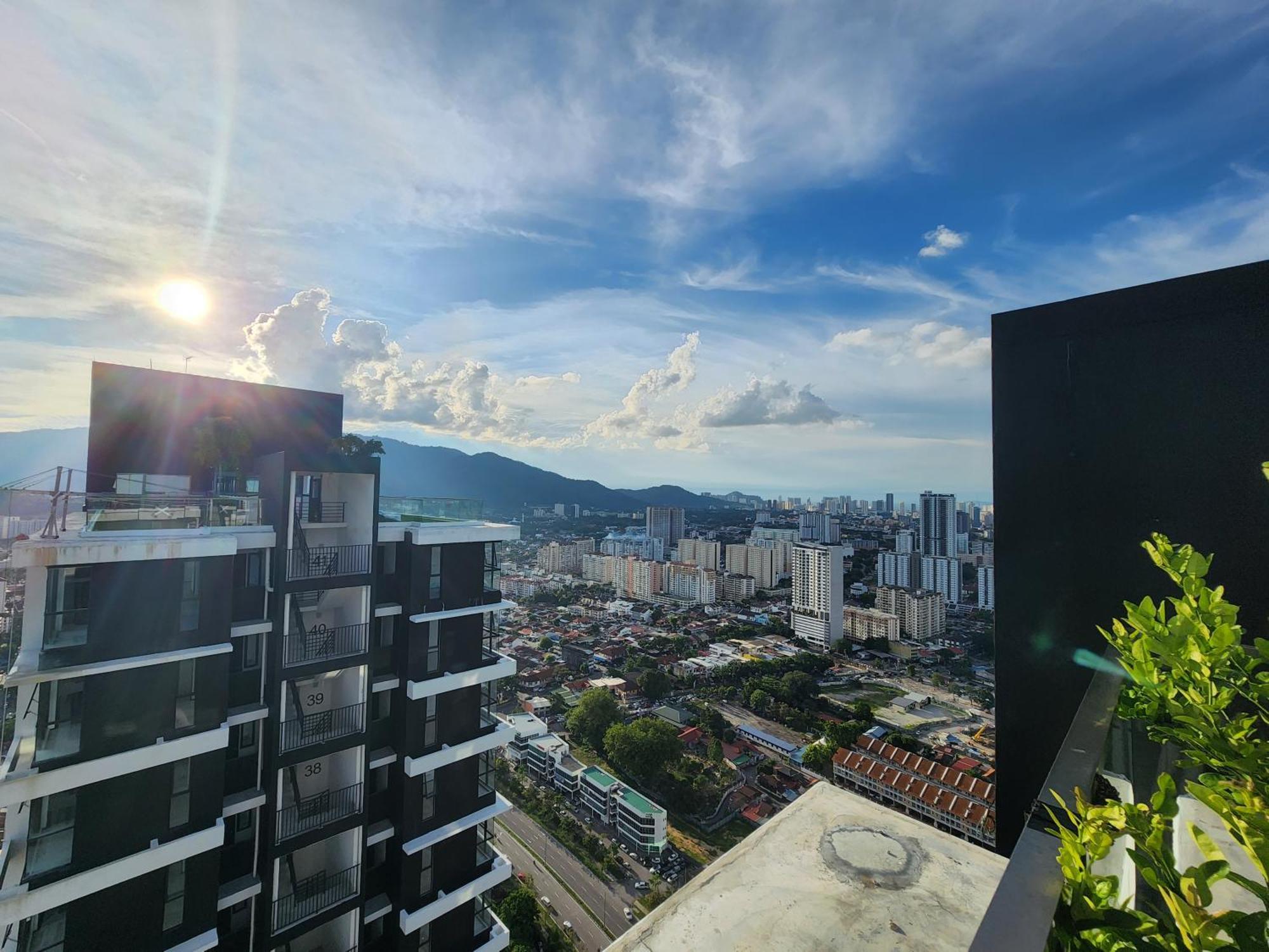 Urban Suites - Penang Jelutong エクステリア 写真