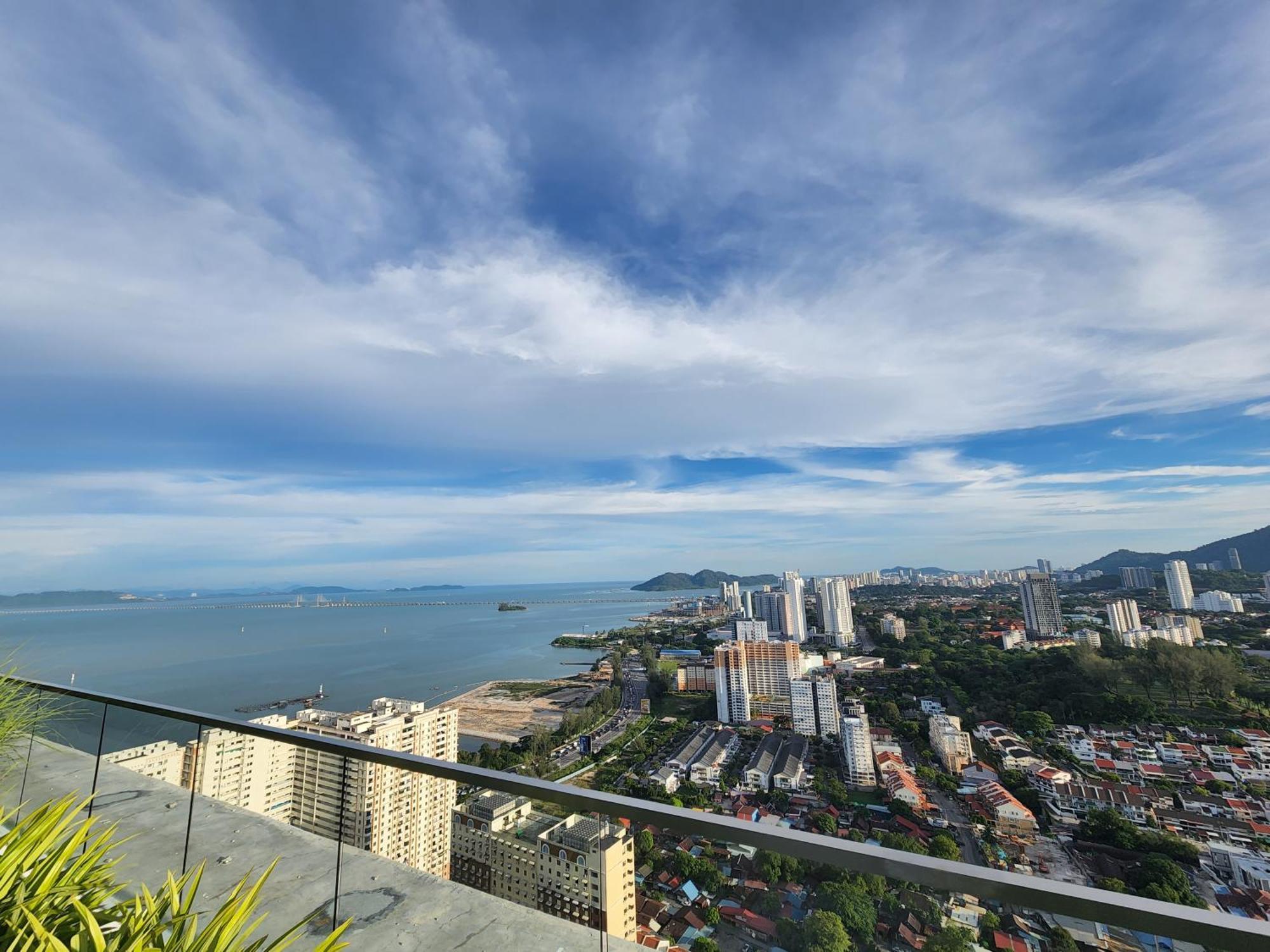 Urban Suites - Penang Jelutong エクステリア 写真