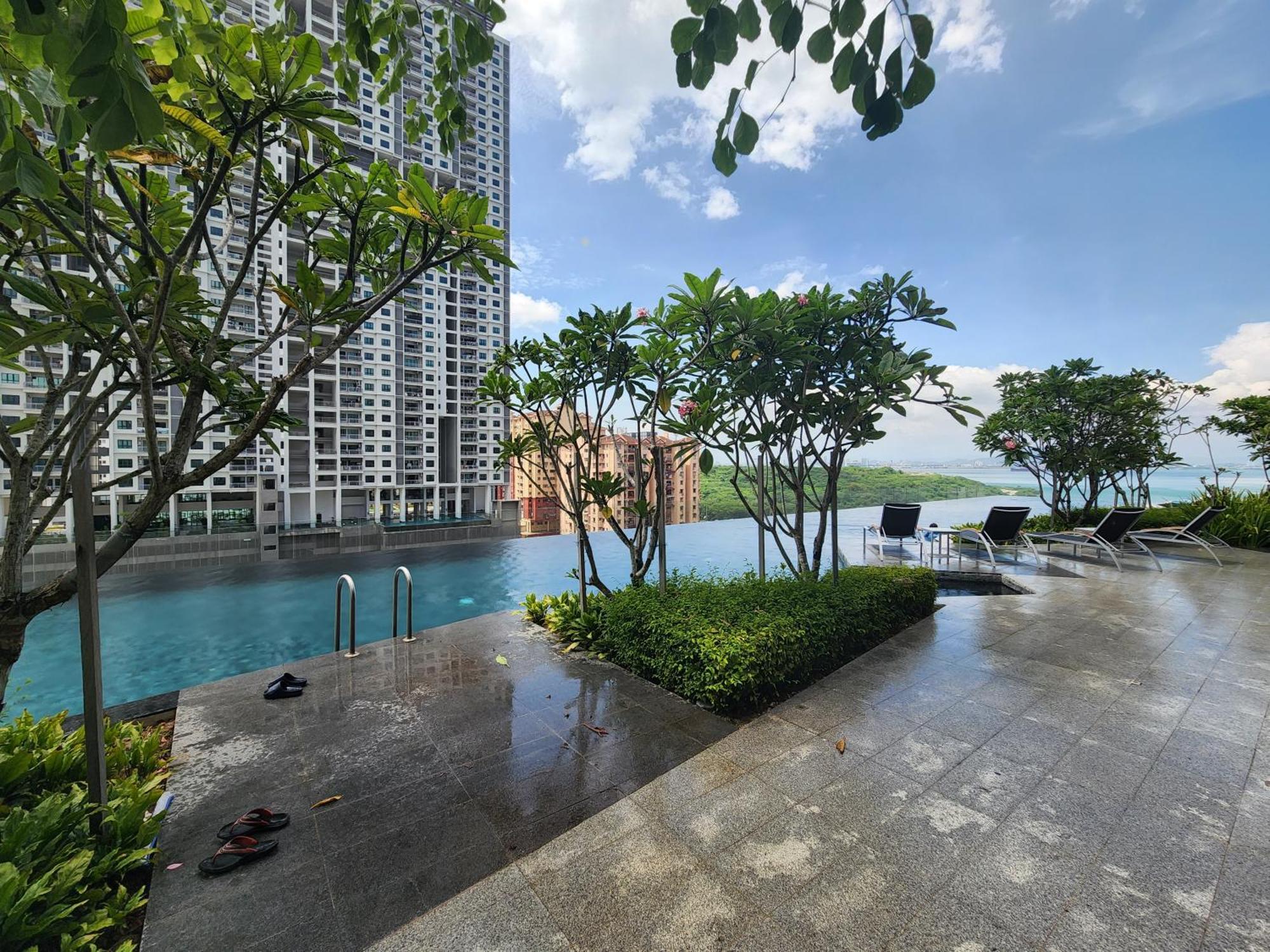 Urban Suites - Penang Jelutong エクステリア 写真
