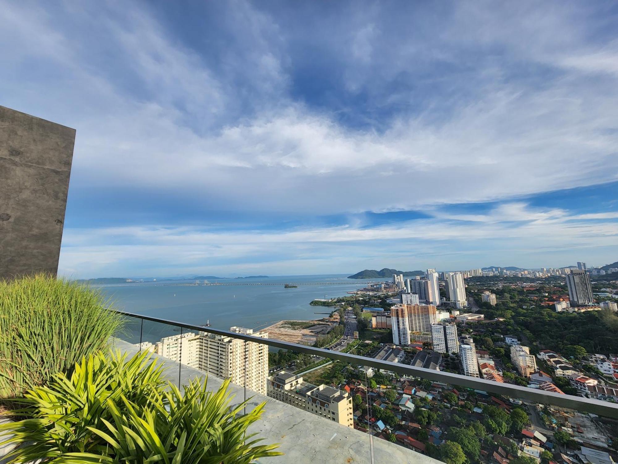 Urban Suites - Penang Jelutong エクステリア 写真